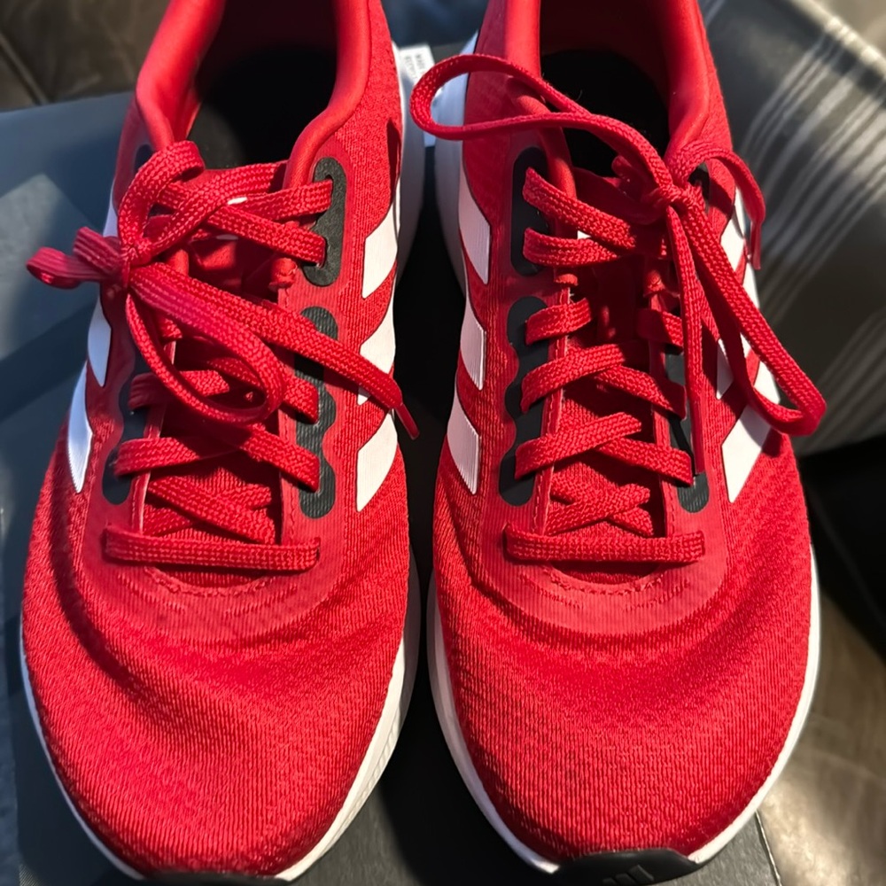 Adidas men’s run falcons